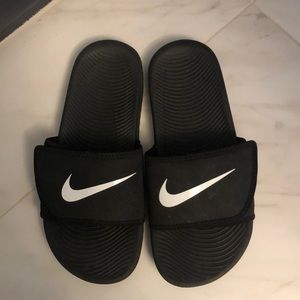Nike slides